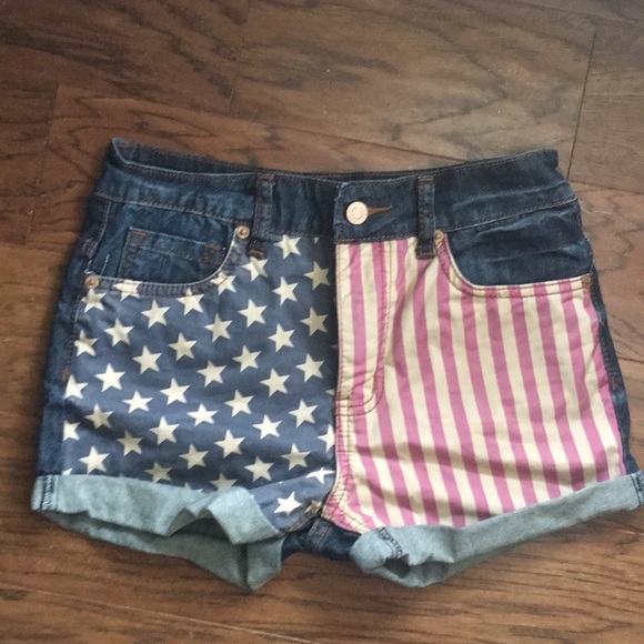 Rue21 Pants - High waisted American flag shorts